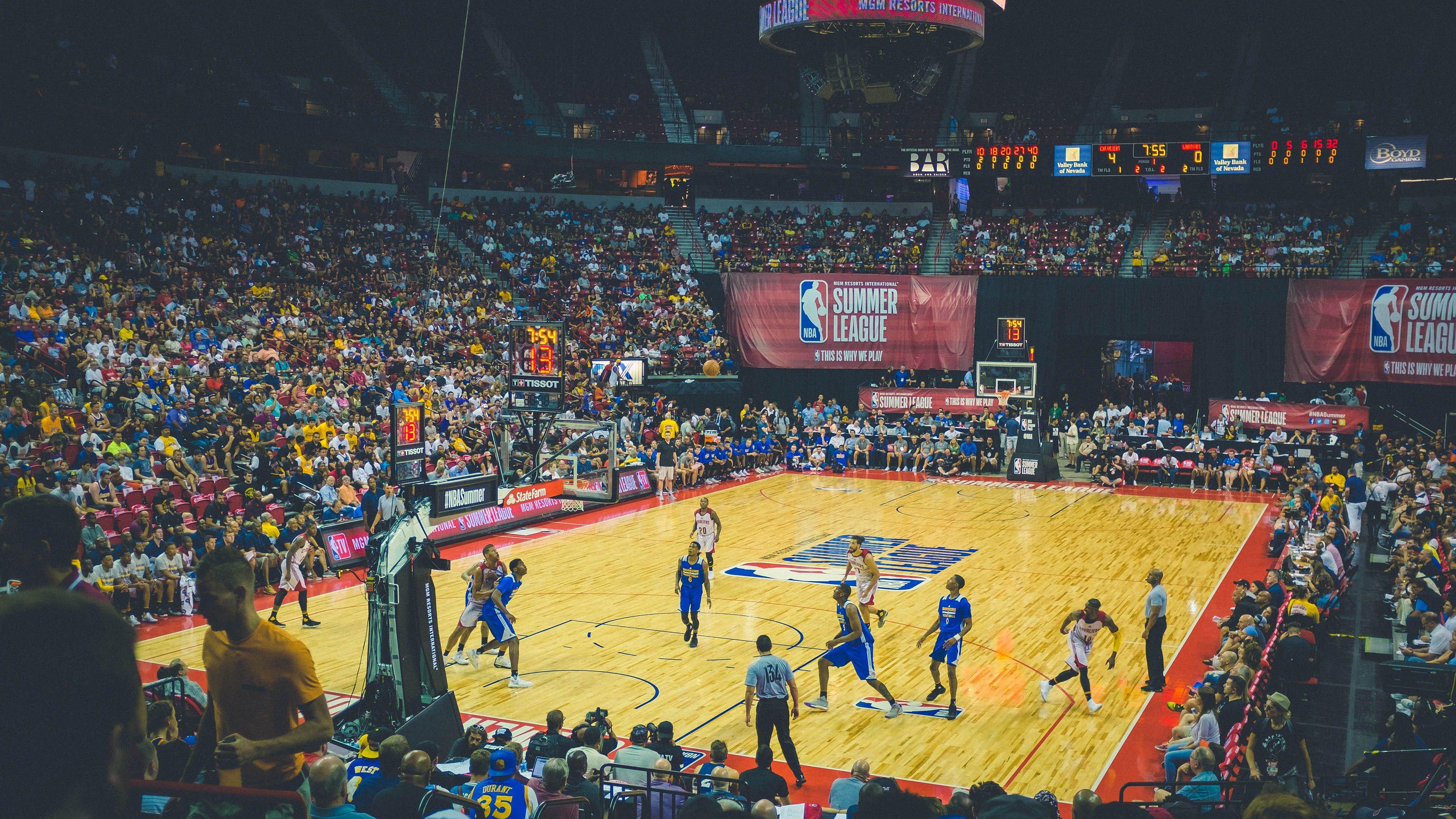 NBA年度最佳防守阵容揭晓,斯马特与字母哥领衔一阵,防守悍将定义联盟新格局
