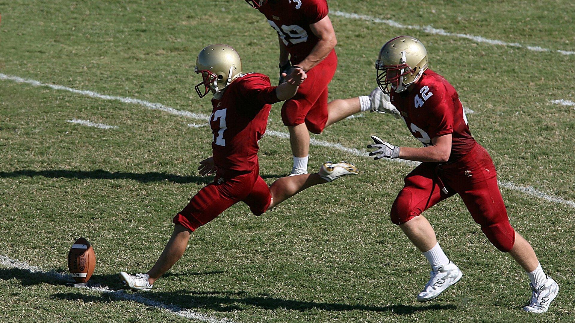 太阳队或将与克里斯·保罗分道扬镳?双方正积极探讨交易及其他选项