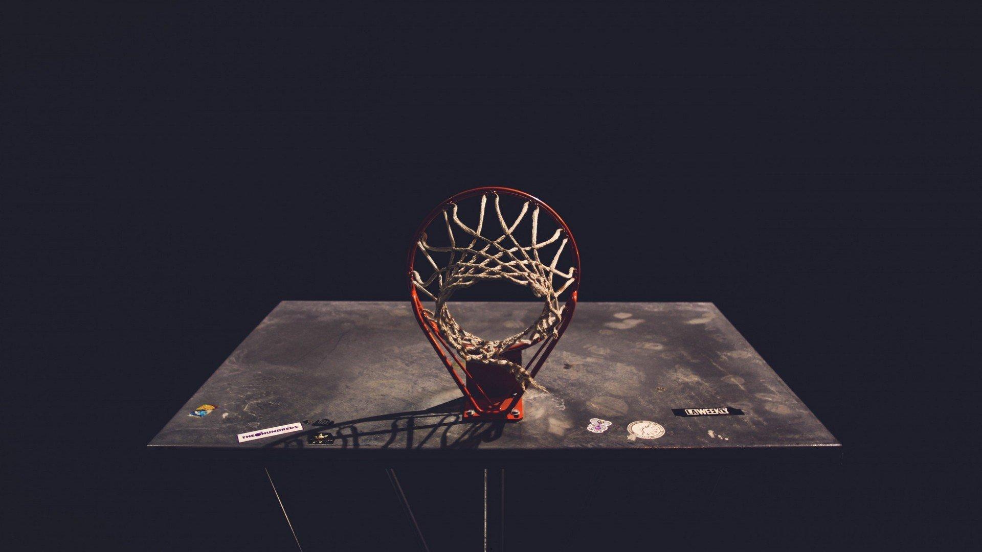 战术困局，广州队攻防转换失速，高拉特伪九号实验遇挫